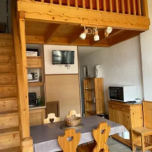 Pour 6 Personnes Au Pied Des Pistes Au Calme Appartement